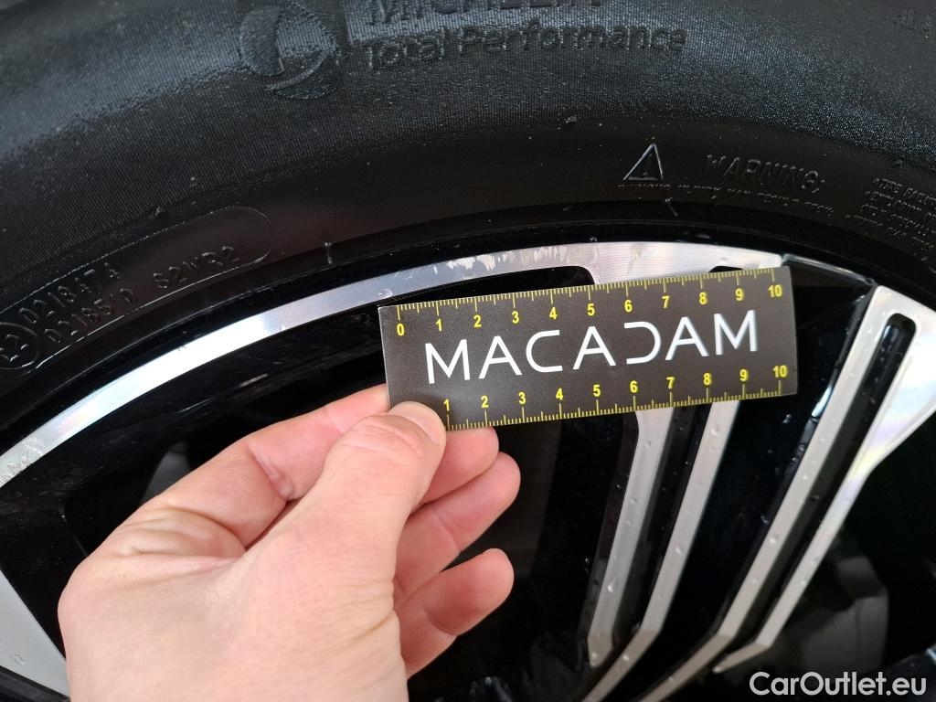  Volvo  XC 40 VOLVO XC40 / 2017 / 5P / SUV Recharge T5 262 DCT7 Inscription Luxe #43