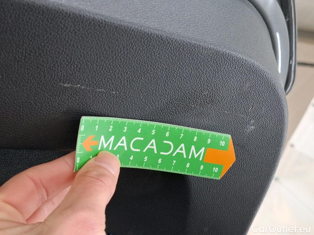  Volkswagen  T-ROC  R-Line 1.5 TSI 150CV BVM6 E6d #36