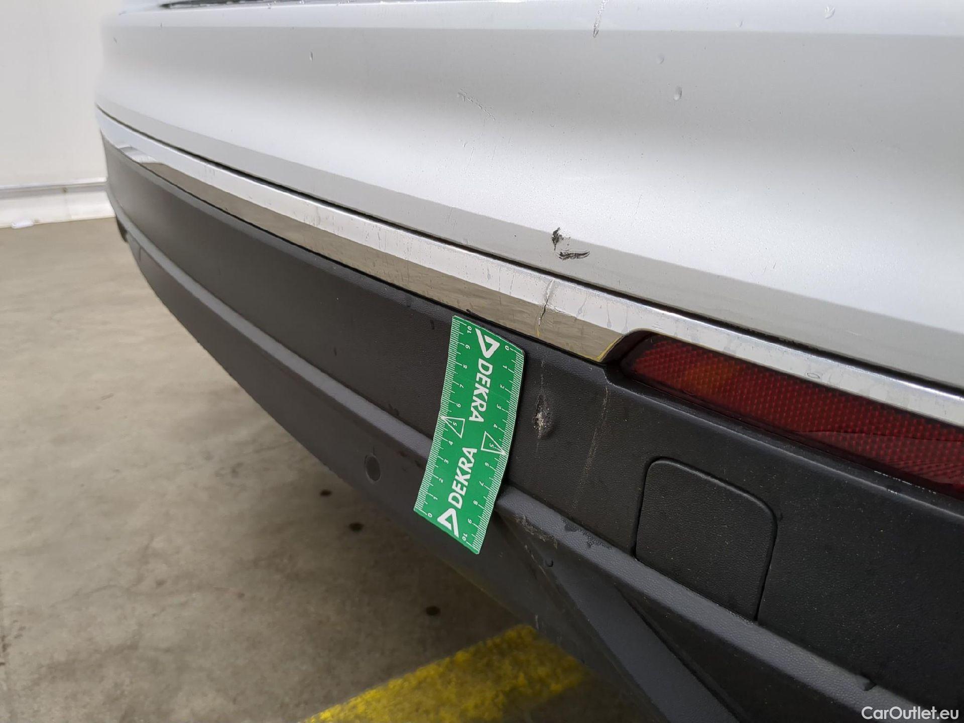  Volkswagen  Tiguan VOLKSWAGEN  / 2020 / 5P / SUV 2.0 TDI 150 DSG7 Life Business #11