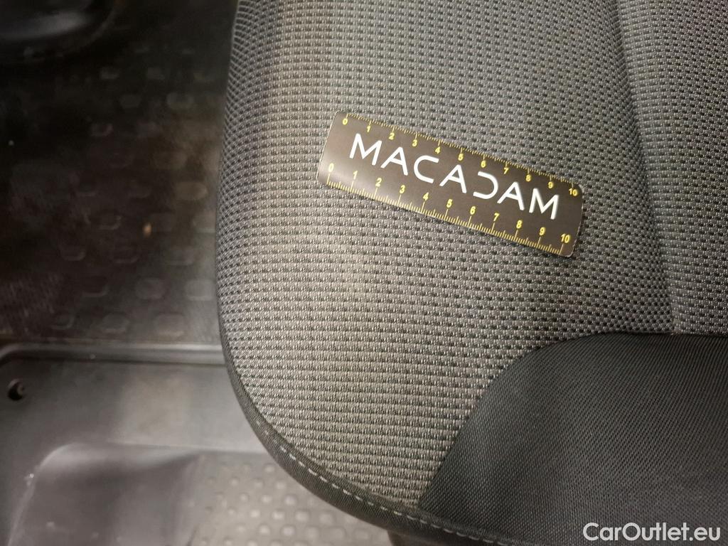  Renault  Trafic RENAULT  / 2019 / 4P / Combi Zen L1 dCi 120 S&S - 8 pl #10