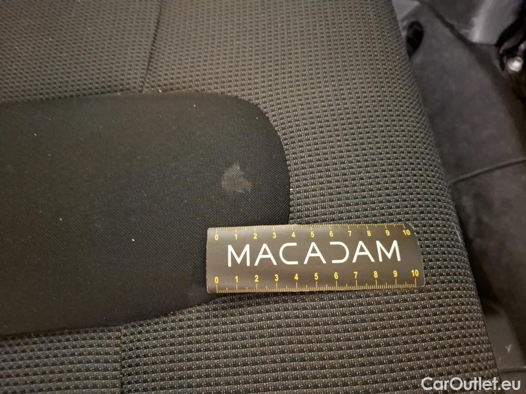  Renault  Trafic RENAULT  / 2019 / 4P / Combi Zen L1 dCi 120 S&S - 8 pl #14