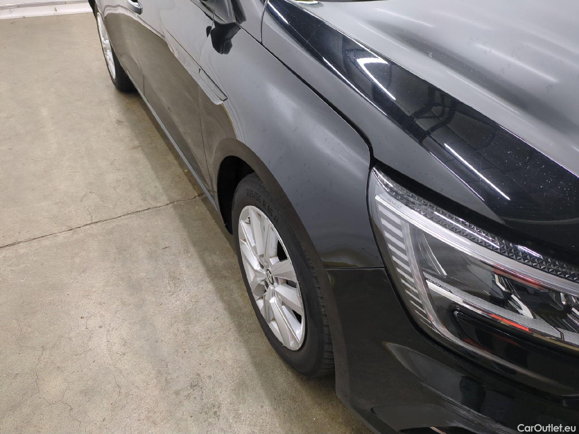  Renault  Megane RENAULT Mégane Berline / 2020 / 5P / Berline Business TCe 140 EDC FAP -21N #7