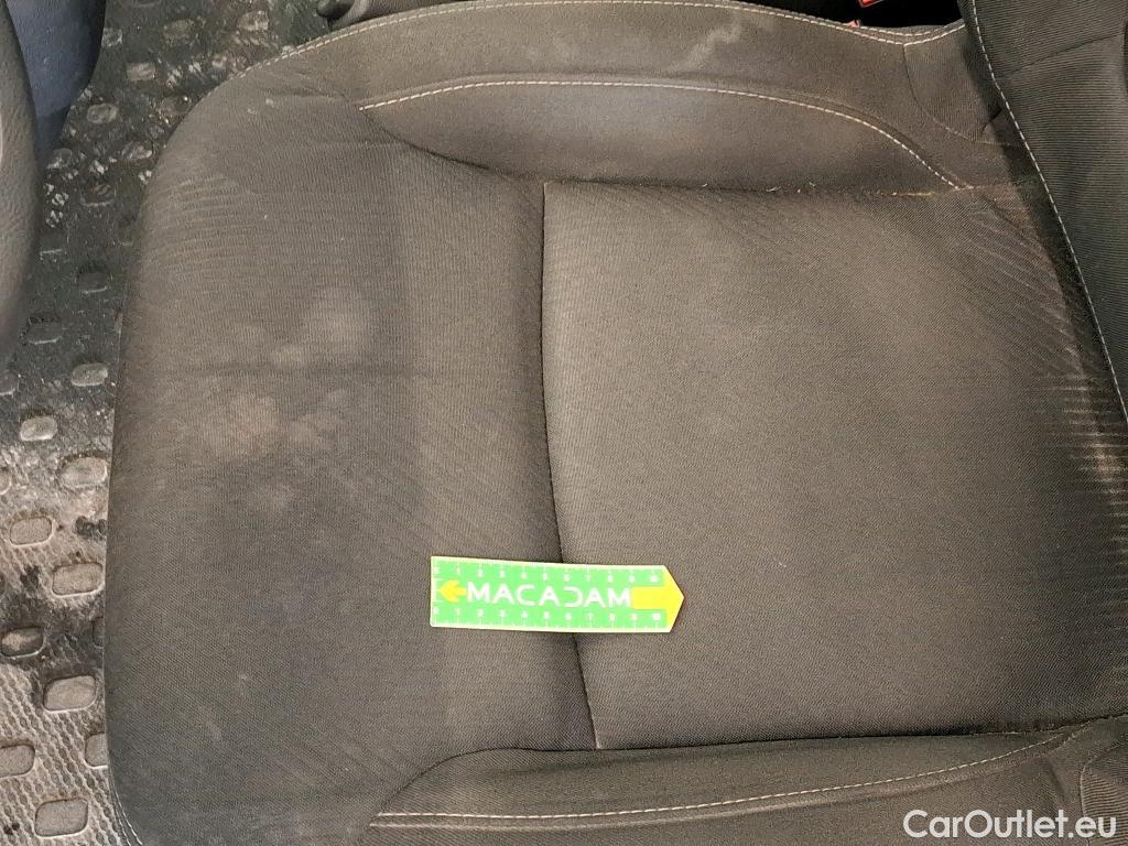  Renault  Trafic RENAULT   2019  4P  Fourgon tole FG GCF L2H1 1300 dCi 95 #27