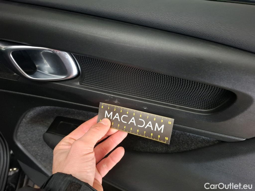  Volvo  XC 40 VOLVO XC40 / 2017 / 5P / SUV Recharge T5 262 DCT7 Inscription Luxe #90