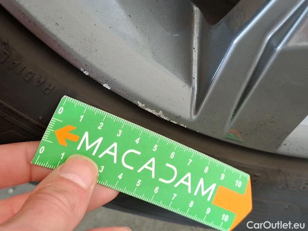  Volkswagen  T-ROC  R-Line 1.5 TSI 150CV BVM6 E6d #50