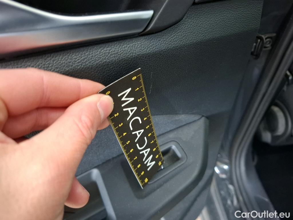  Volkswagen  Golf  VOLKSWAGEN / 2020 / 5P / Berline 1.0 TSI OPF 110 BVM6 Life Busi 1st #8