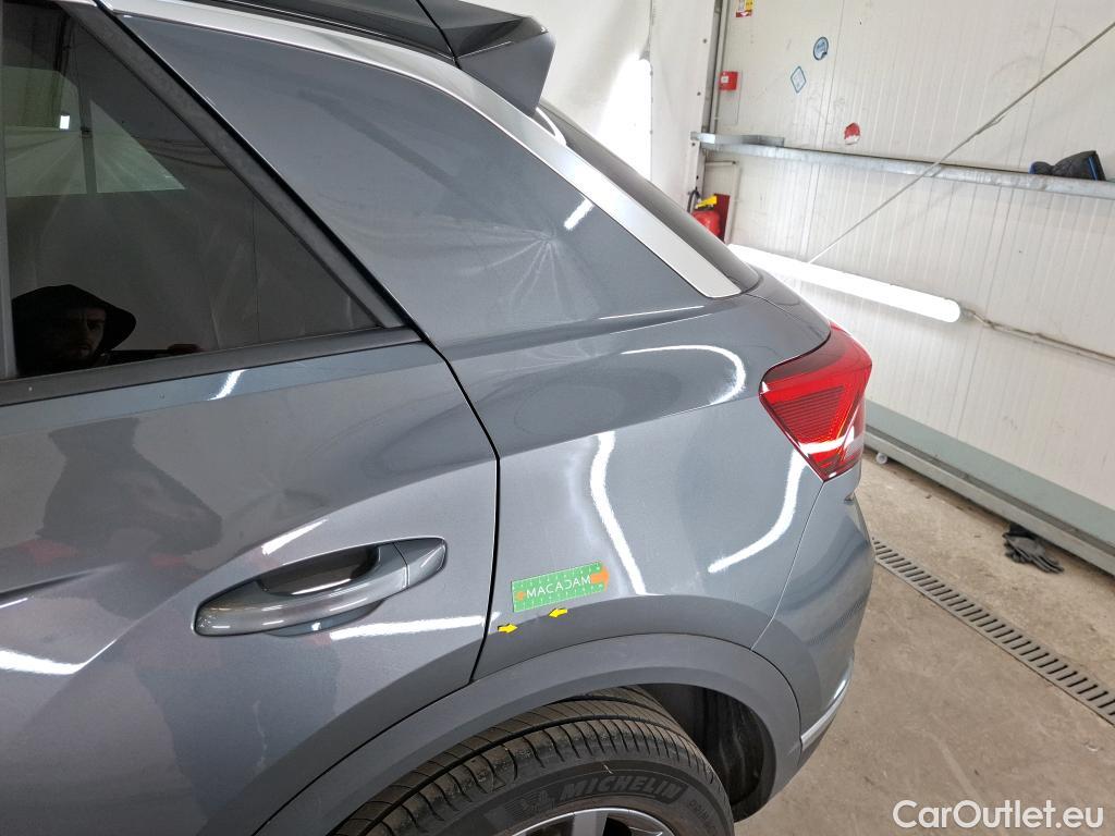  Volkswagen  T-ROC  R-Line 1.5 TSI 150CV BVM6 E6d #40