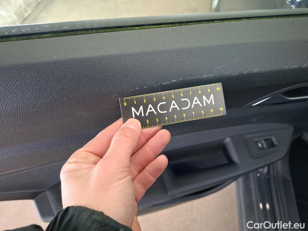  Volkswagen  Golf  VOLKSWAGEN / 2020 / 5P / Berline 1.0 TSI OPF 110 BVM6 Life Busi 1st #6