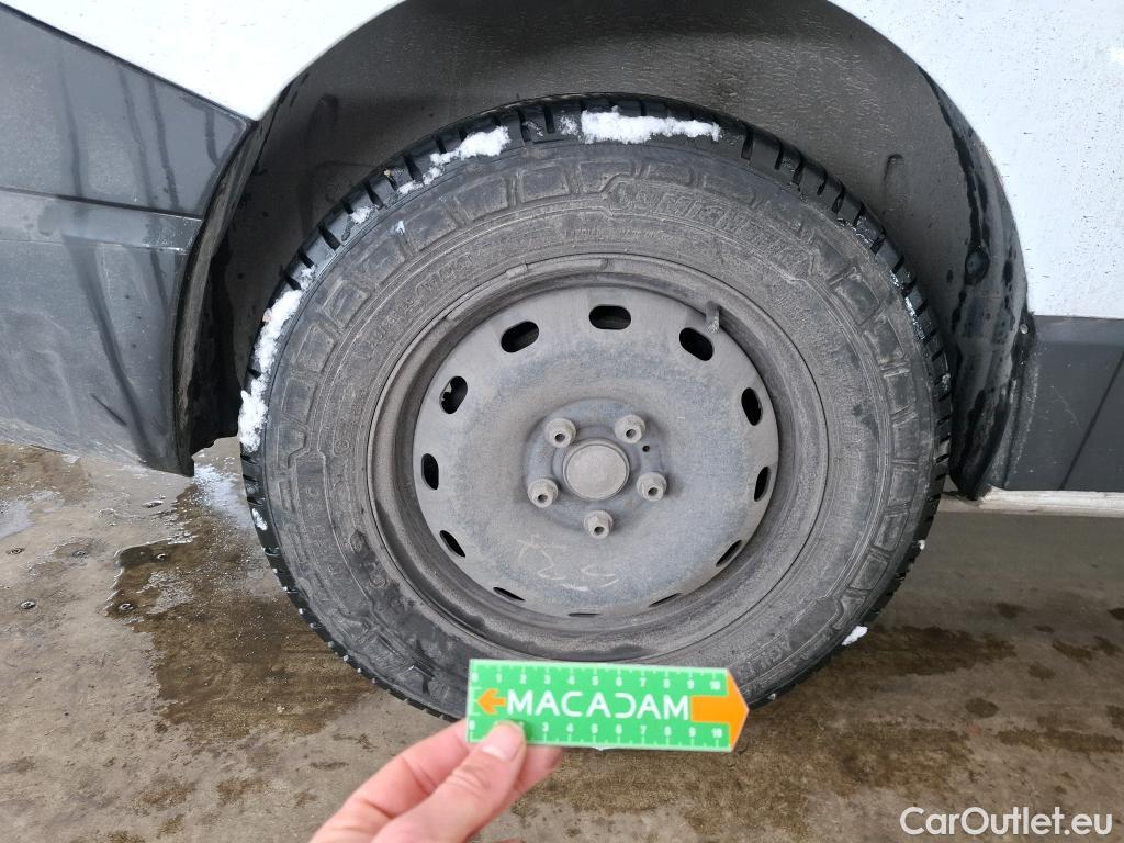  Renault  Trafic RENAULT   2019  4P  Fourgon tole FG GCF L2H1 1300 dCi 95 #18