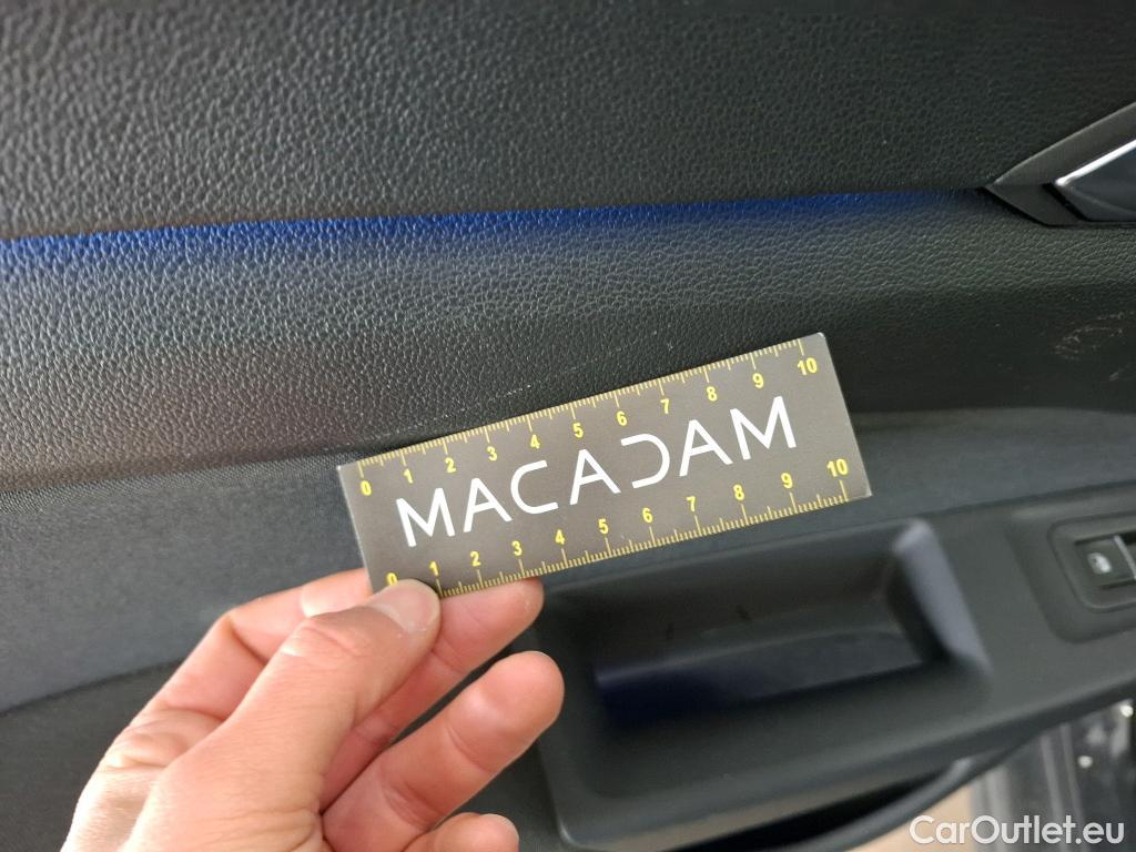  Volkswagen  Golf  VOLKSWAGEN / 2020 / 5P / Berline 1.0 TSI OPF 110 BVM6 Life Busi 1st #9