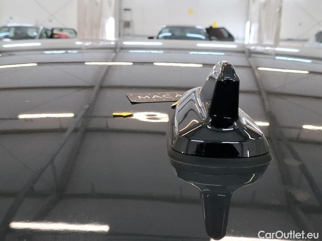  Volkswagen  Golf  VOLKSWAGEN / 2020 / 5P / Berline 1.0 TSI OPF 110 BVM6 Life Busi 1st #34