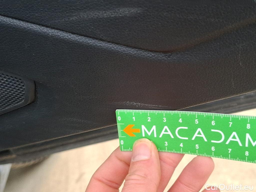  Volkswagen  T-ROC  R-Line 1.5 TSI 150CV BVM6 E6d #22