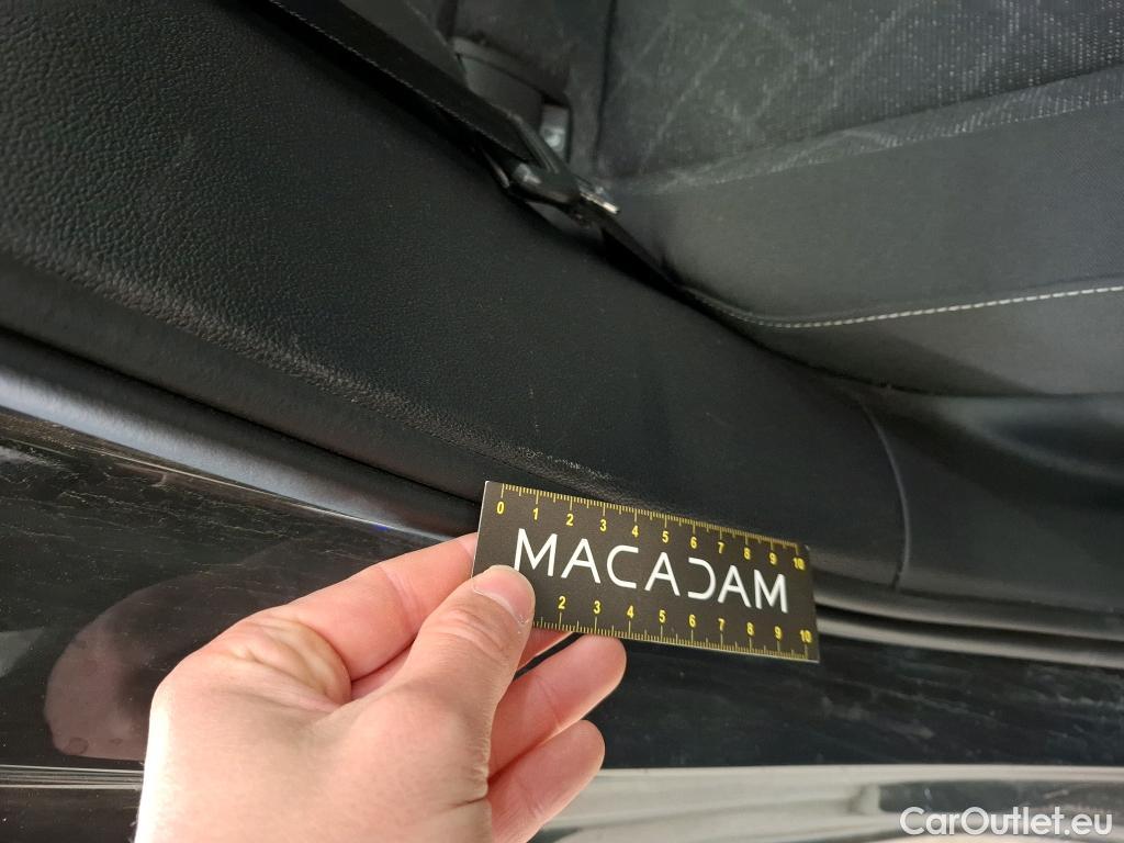  Volkswagen  Golf  VOLKSWAGEN / 2020 / 5P / Berline 1.0 TSI OPF 110 BVM6 Life Busi 1st #17