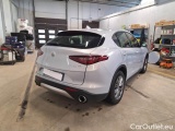  Alfa Romeo   STELVIO ALFA ROMEO / 2017 / 5P / SUV 2.2 TURBO DIESEL 160CV BUSINESS AT8 RWD #2