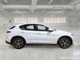  Alfa Romeo   STELVIO ALFA ROMEO / 2017 / 5P / SUV 2.2 TD 190 CV SUPER BUSINESS AT8 Q4 #7