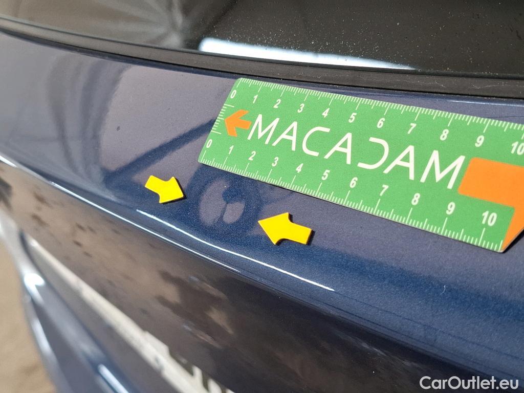  Bmw  X3 Série  sDrive 18d Luxury 2.0 150CV BVA8 E6 #51