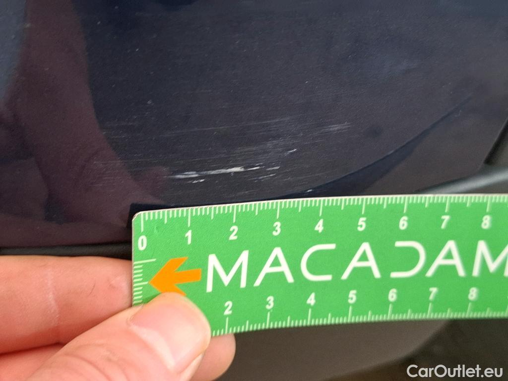  Bmw  X3 Série  sDrive 18d Luxury 2.0 150CV BVA8 E6 #9