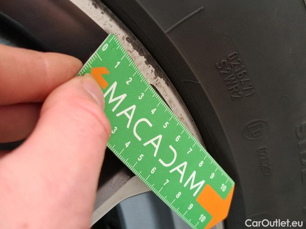  Bmw  X3 Série  sDrive 18d Luxury 2.0 150CV BVA8 E6 #42