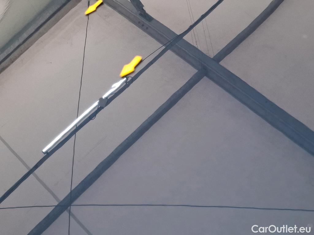  Bmw  X3 Série  sDrive 18d Luxury 2.0 150CV BVA8 E6 #32