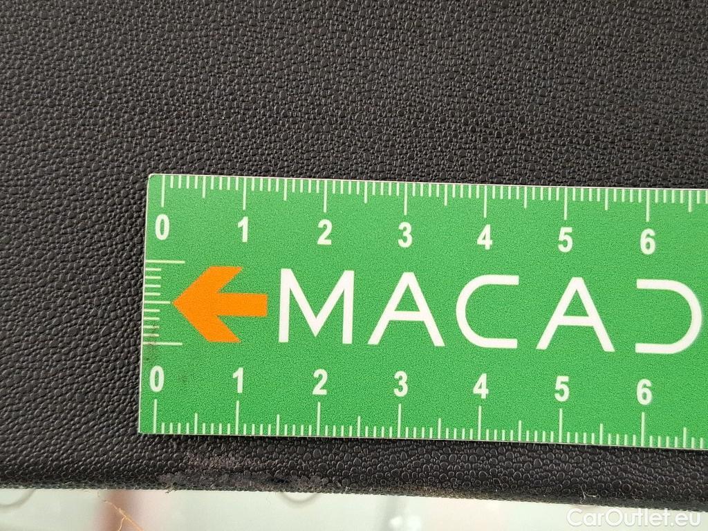  Citroen  C3  Société Feel 1.5 BlueHDI 100CV BVM6 E6d #16