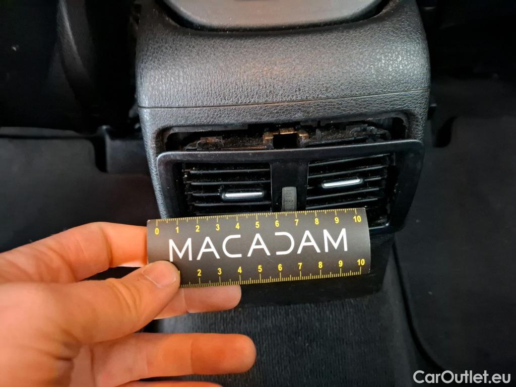  Bmw  X1 Série  sDrive18d Lounge 2.0 150CV BVA8 E6d #16