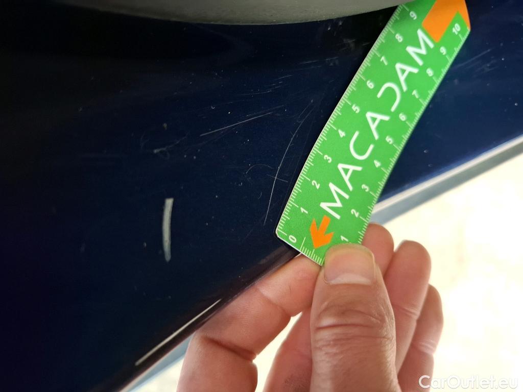  Bmw  X3 Série  sDrive 18d Luxury 2.0 150CV BVA8 E6 #22