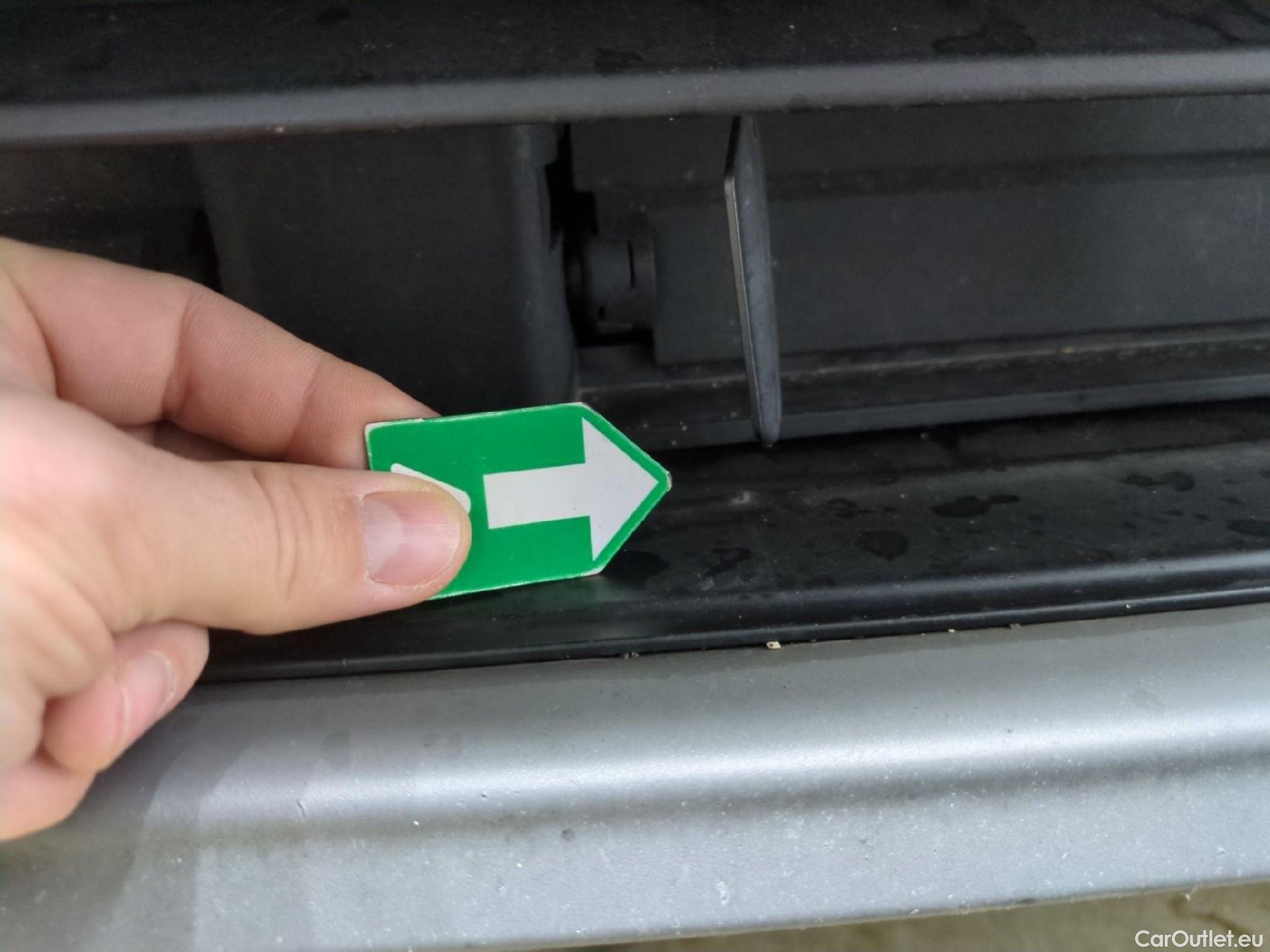  Bmw  X1 BMW  / 2022 / 5P / SUV sDrive18i Business Design DKG7 #33