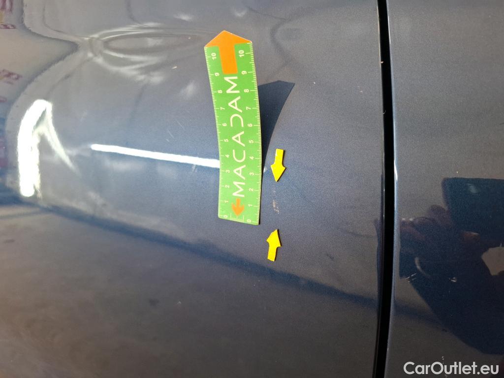  Bmw  X3 Série  sDrive 18d Luxury 2.0 150CV BVA8 E6 #56