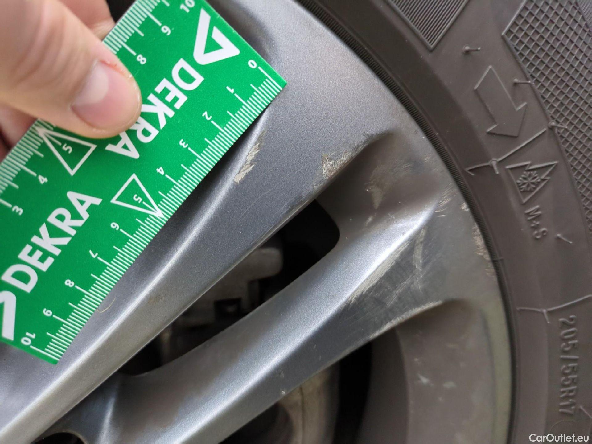  Mercedes  A-Klasse MERCEDES-BENZ Classe A Compact / 2018 / 5P / Berline A 180 d Business Line 7G-DCT #5