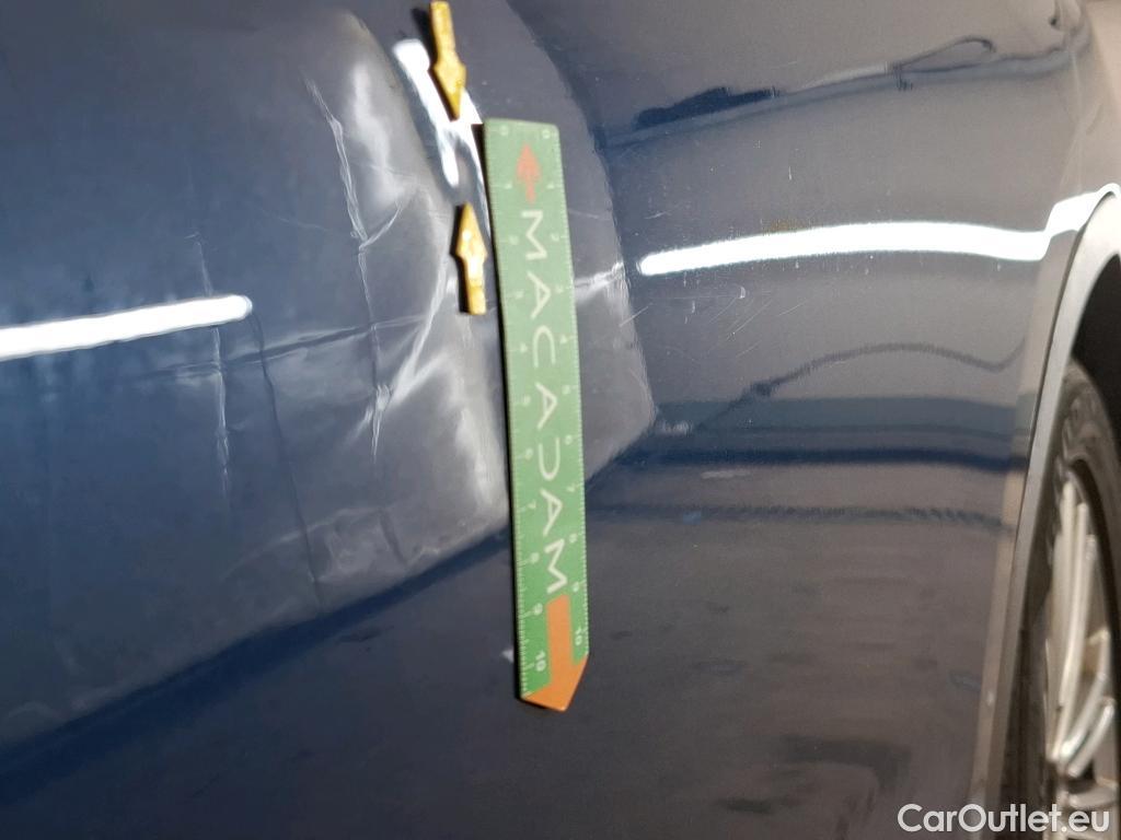  Bmw  X3 Série  sDrive 18d Luxury 2.0 150CV BVA8 E6 #46