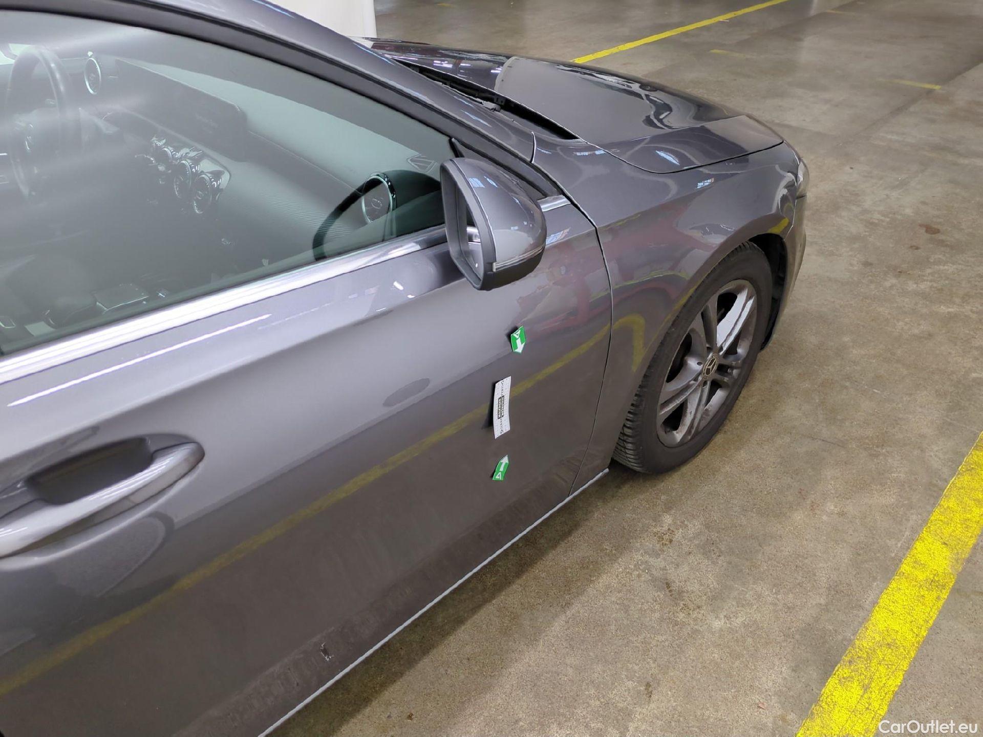  Mercedes  A-Klasse MERCEDES-BENZ Classe A Compact / 2018 / 5P / Berline A 180 d Business Line 7G-DCT #30