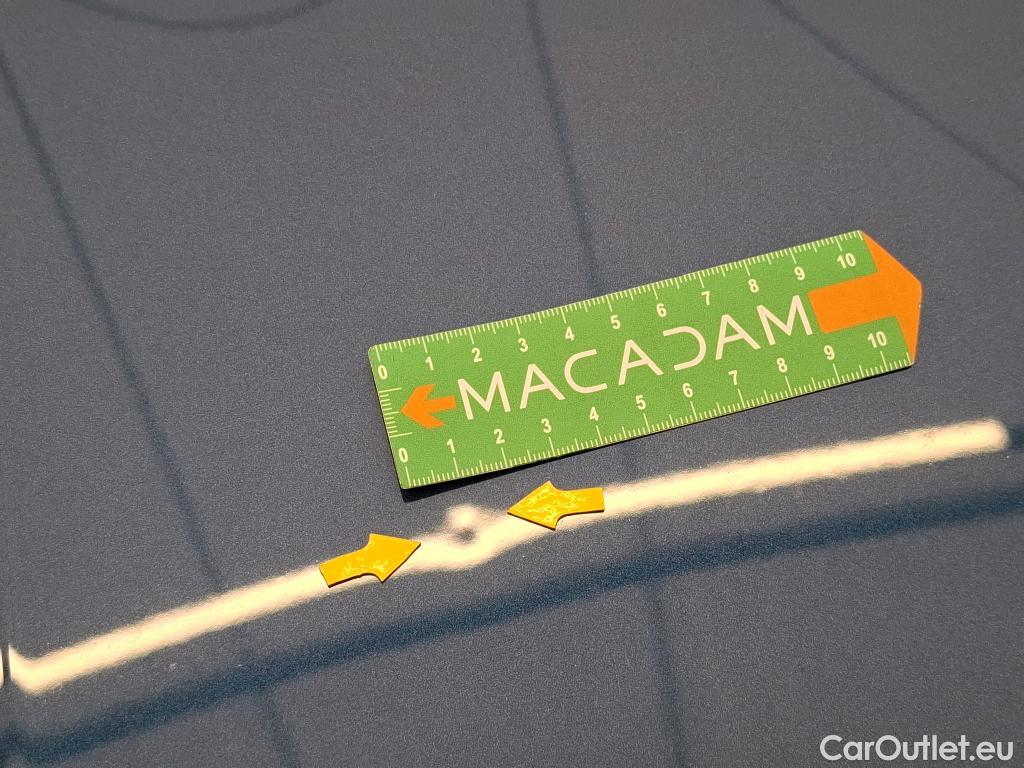  Bmw  X3 Série  sDrive 18d Luxury 2.0 150CV BVA8 E6 #25