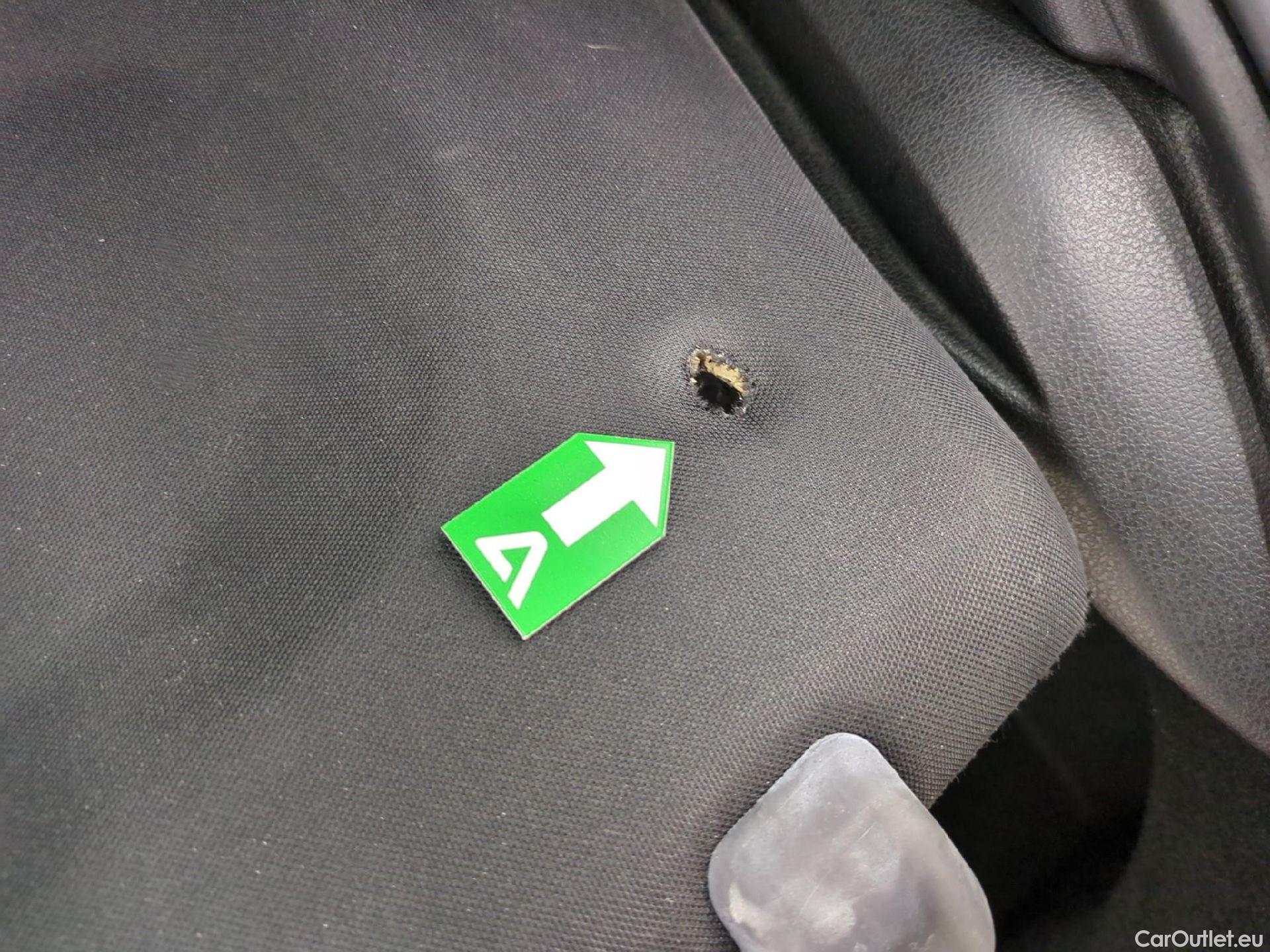  Mercedes  A-Klasse MERCEDES-BENZ Classe A Compact / 2018 / 5P / Berline A 180 d Business Line 7G-DCT #3