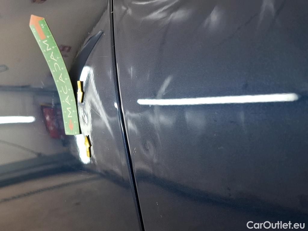  Bmw  X3 Série  sDrive 18d Luxury 2.0 150CV BVA8 E6 #54