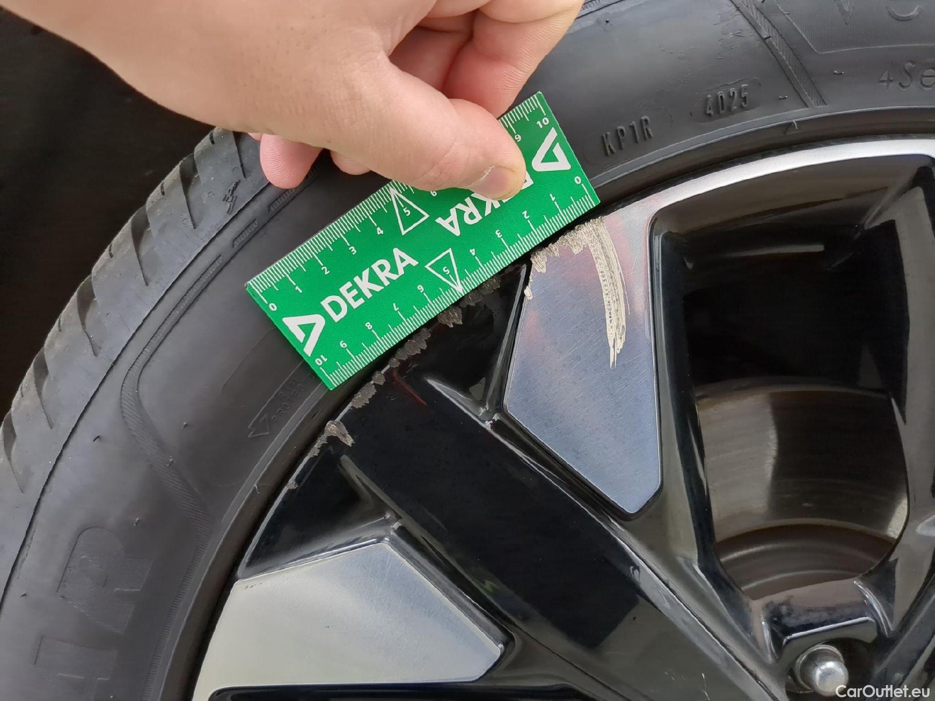  KIA  Sportage KIA  / 2021 / 5P / SUV 1.6 T-GDI 265 PHEV AUTO 4WD ACTIVE BUSIN #7