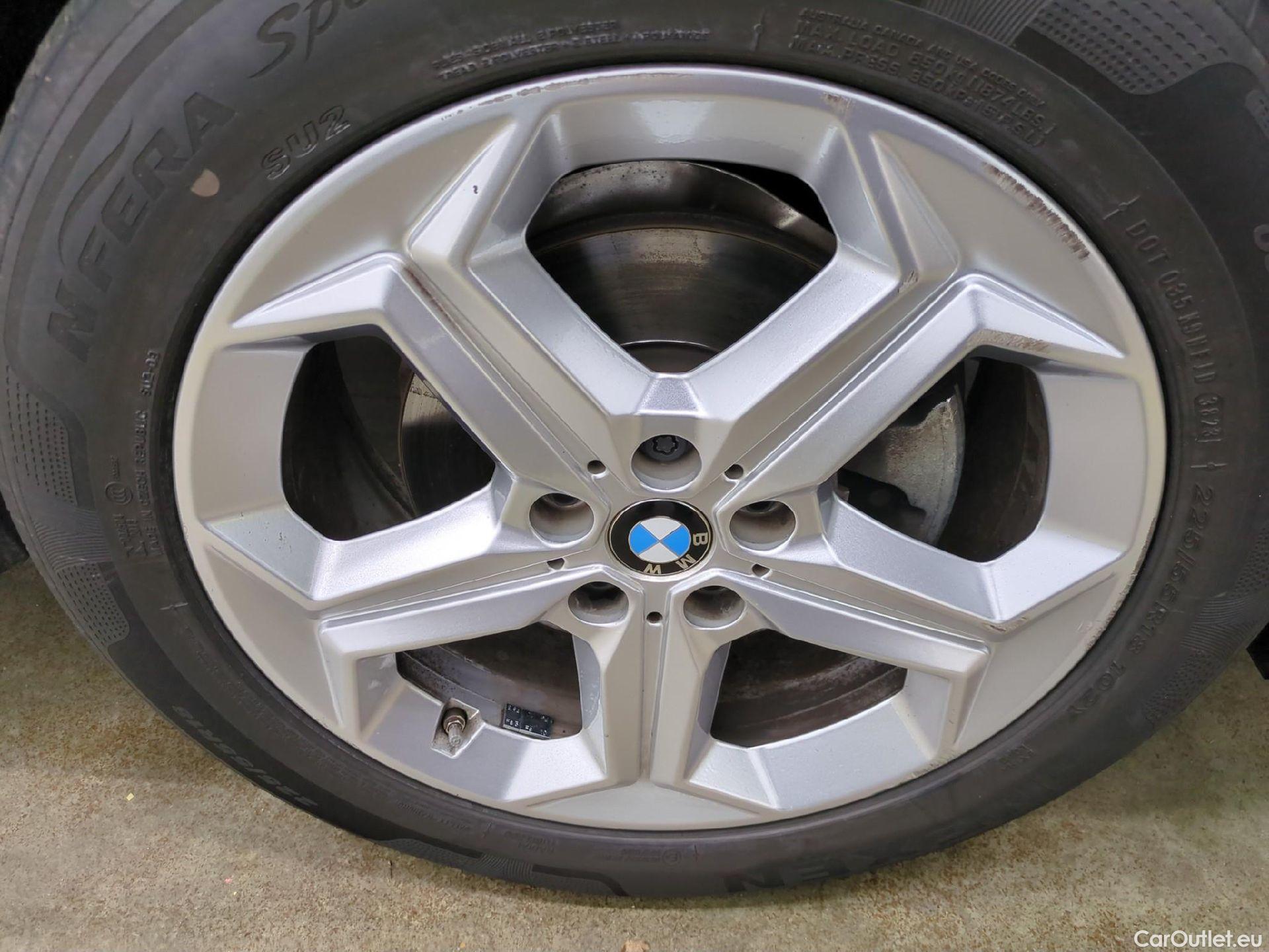  Bmw  X1 BMW  / 2022 / 5P / SUV sDrive18i Business Design DKG7 #3