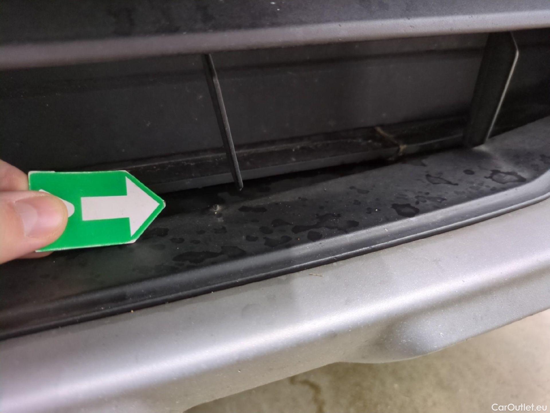  Bmw  X1 BMW  / 2022 / 5P / SUV sDrive18i Business Design DKG7 #35