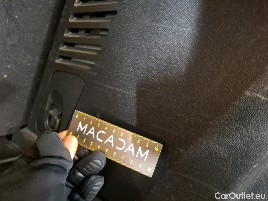  Peugeot  3008  Active Business 1.5 HDi 130CV BVA8 E6d #17