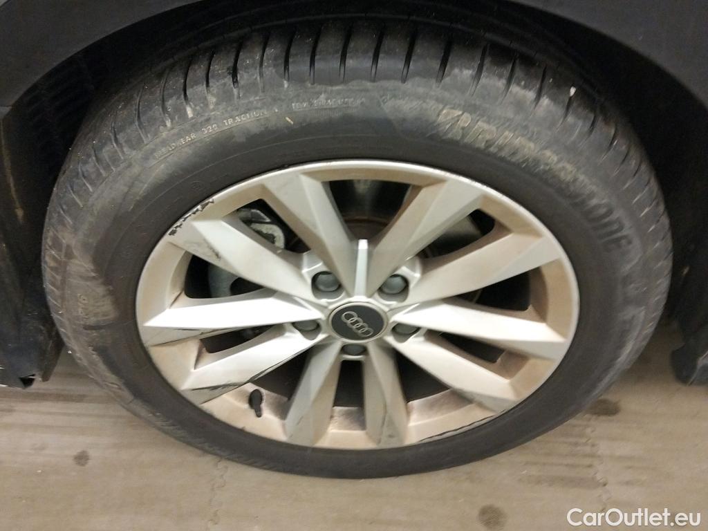  Audi  A3 AUDI  / 2020 / 5P / berlina con portón Sportback 30 TFSI 81kW (110CV) S tronic #12