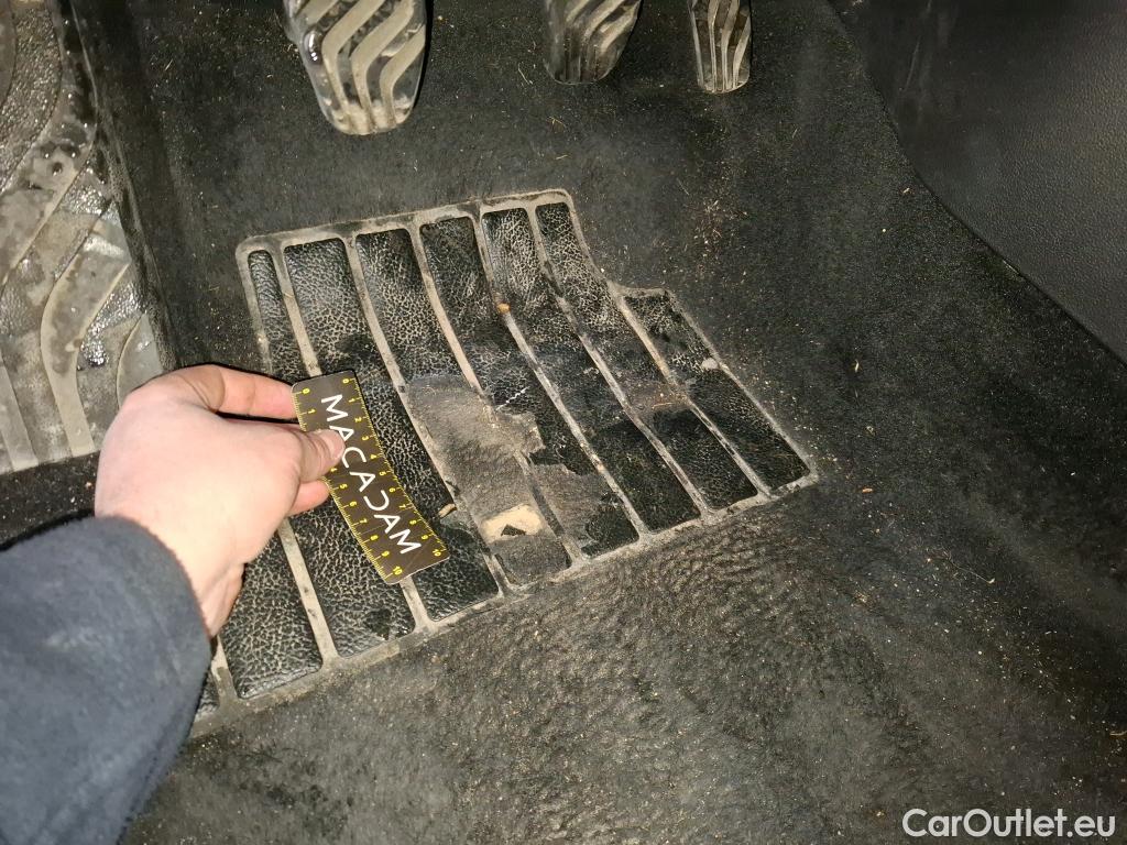  Renault  Megane  IV Berline 5pt. Société Air Nav 1.5 dCi 90CV BVM6 E6 #4