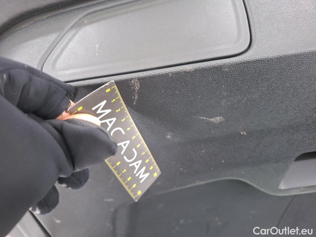  Peugeot  3008  Active Business 1.5 HDi 130CV BVA8 E6d #26