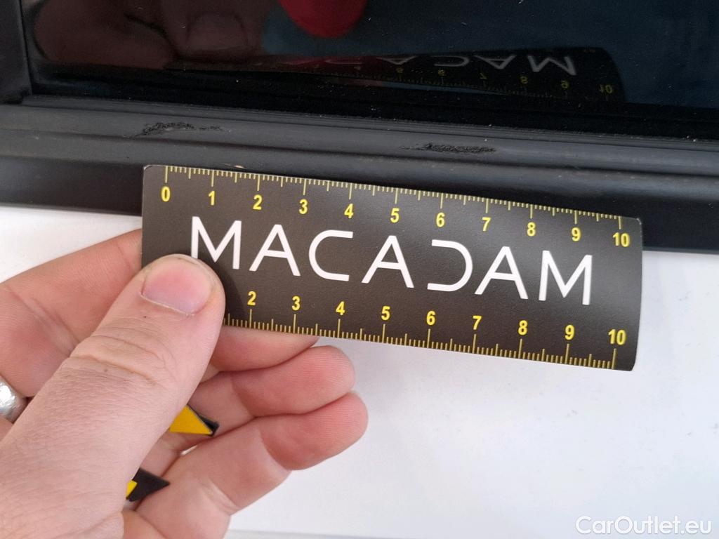  Peugeot  208  Allure Pack 1.2 PureTech 100CV BVM6 E6d #25