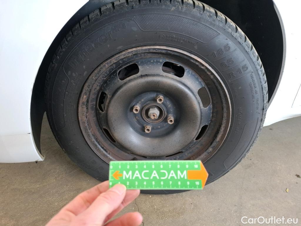  Peugeot  208  Affaire Premium Pack 1.5 HDi 100CV BVM6 E6dT #29