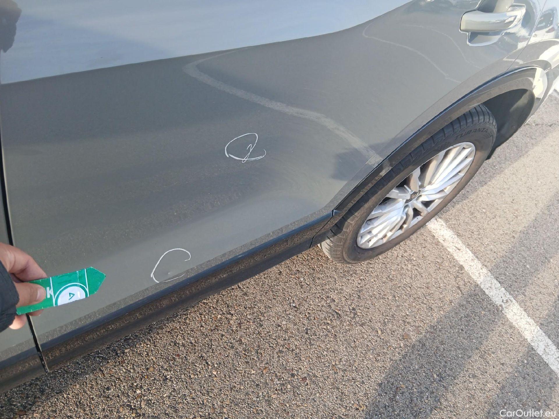  Audi  Q2 AUDI  / 2016 / 5P / todoterreno Design 30 TFSI 85kW (116CV) #19