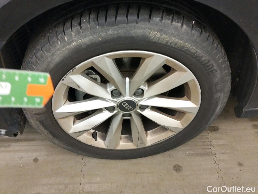  Audi  A3 AUDI  / 2020 / 5P / berlina con portón Sportback 30 TFSI 81kW (110CV) S tronic #13