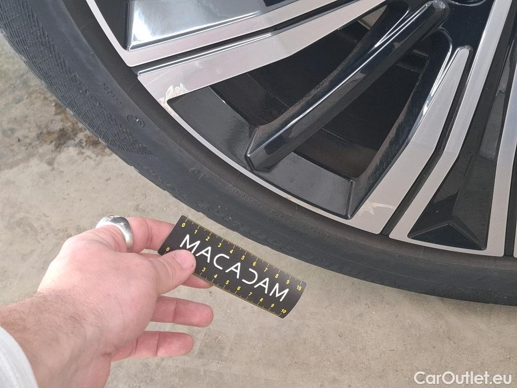  Volvo  XC60  Inscription Recharge Plug-In Hybrid AWD 2.0 255CV BVA8 #21