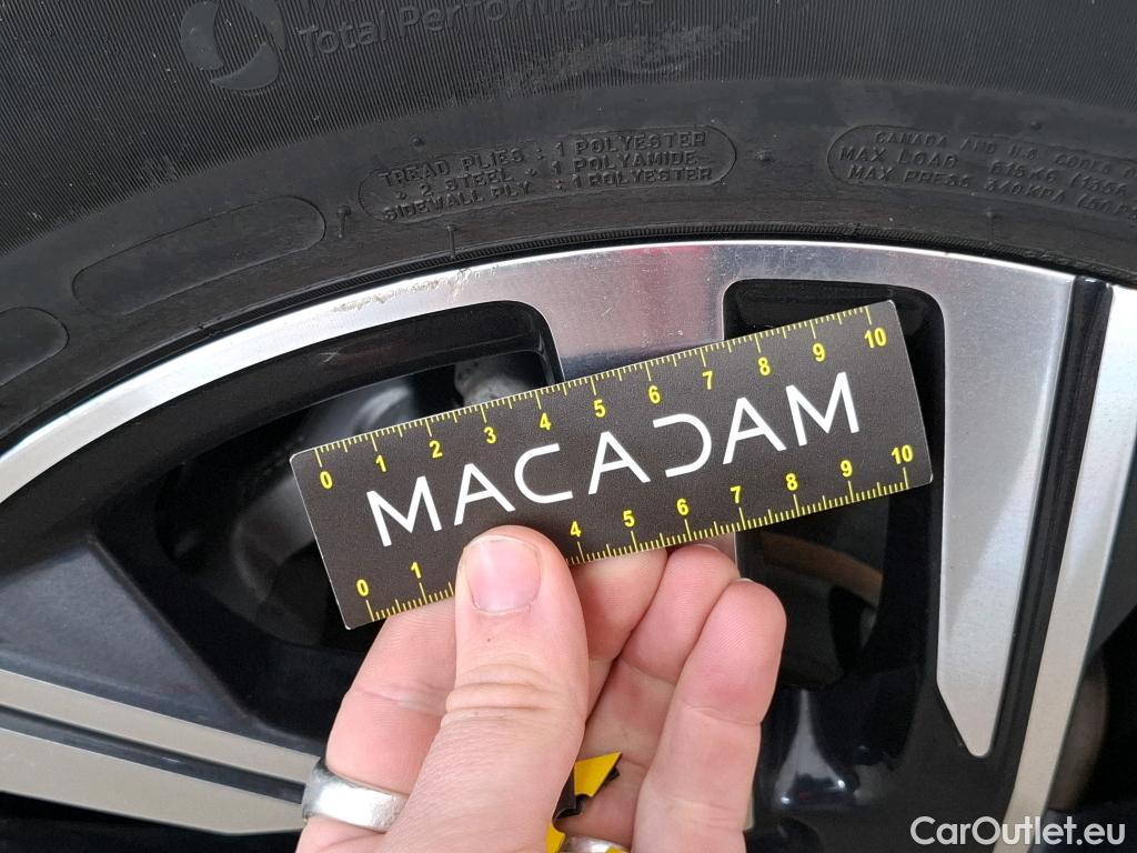  Peugeot  208  Allure Pack 1.2 PureTech 100CV BVM6 E6d #20