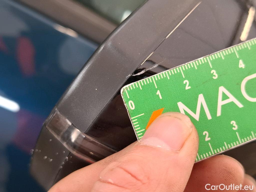  Peugeot  3008 PEUGEOT  / 2020 / 5P / SUV BlueHDi 130 S&S EAT8 Allure Pack #40