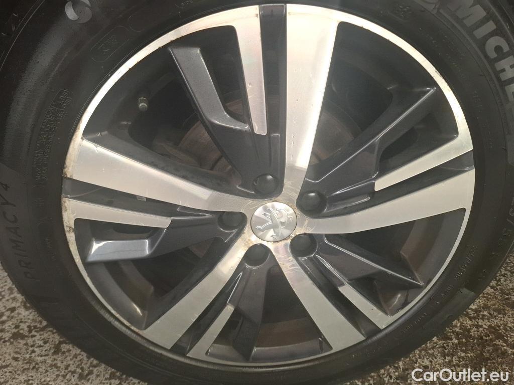  Peugeot  5008  Allure Business 1.5 HDi 130CV BVA8 E6dT #10