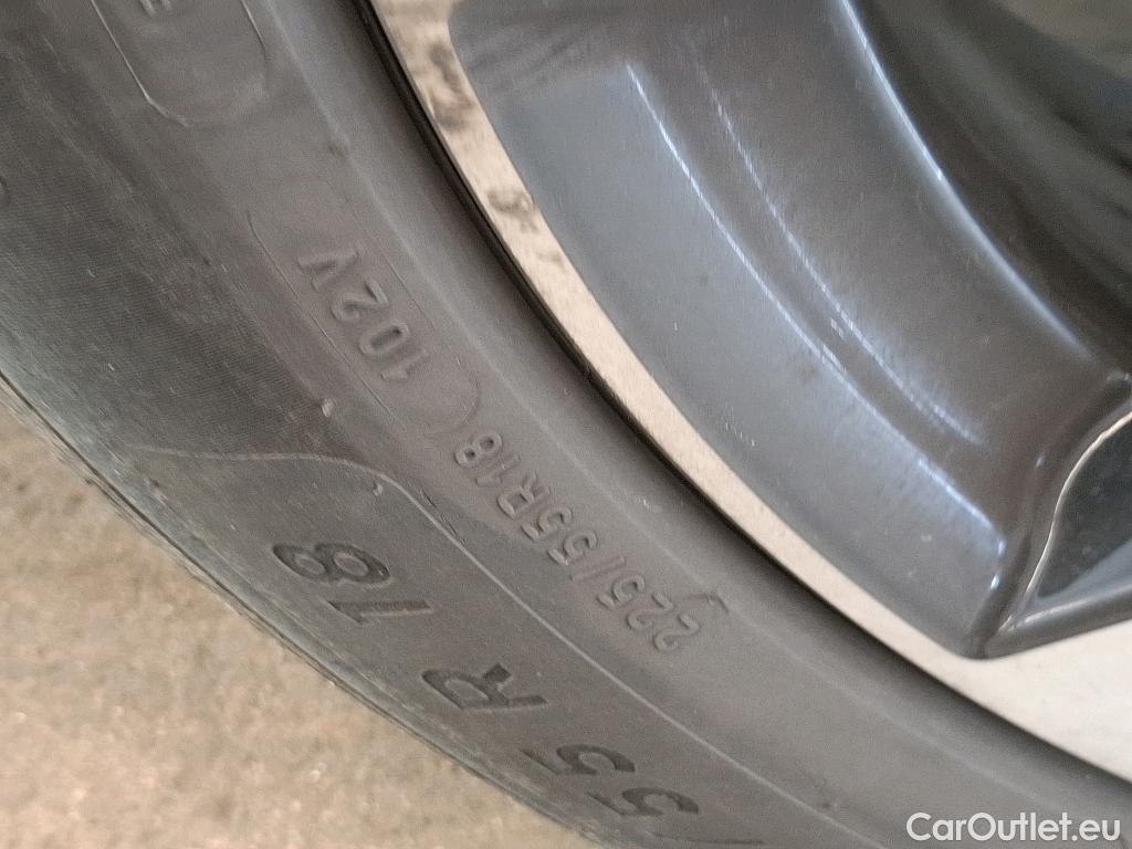  Opel   Grandland X Grandland X Elegance Business 1.5 130CV BVA8 E6d #26